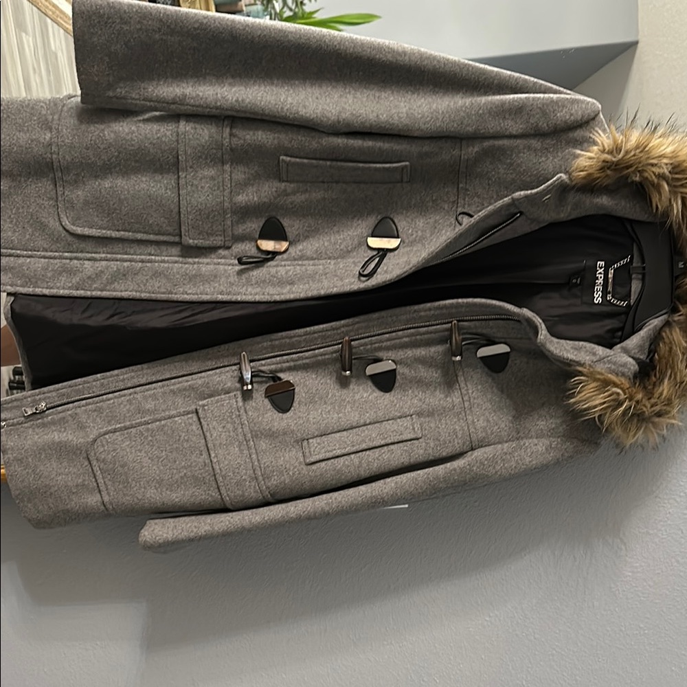 Express Gray Fur-Trimmed women’s  Coat